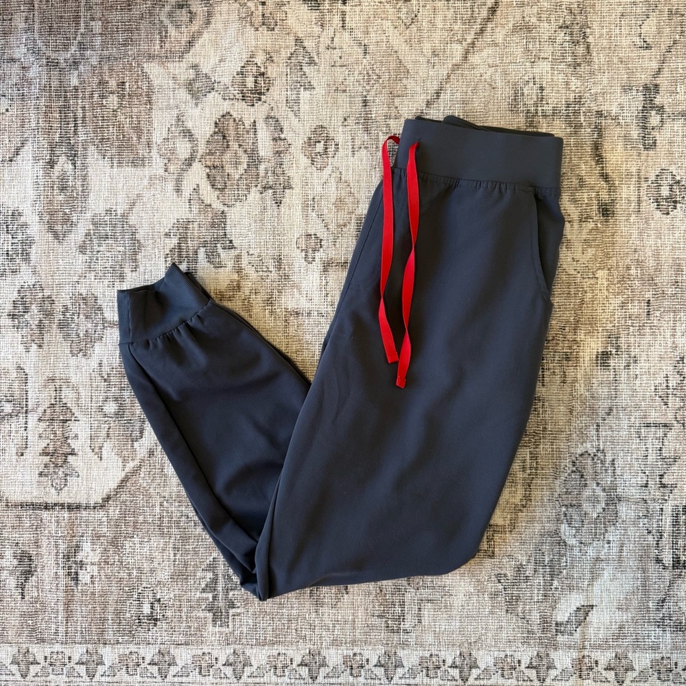 FIGS Zamora Jogger Scrubs
